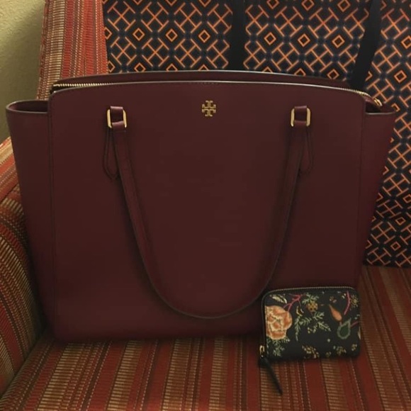 Tory Burch Handbags - NWOT Tory Burch set